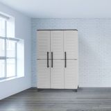 Armadio da esterno Nandrin, Mobile porta scope, Armadietto da esterno 3 ante, 100% Made in Italy, 102x37h169 cm, Grigio chiaro e Nero Finitura righe