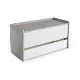 Cassapanca Lantana, Mobile da ingresso moderno con scarpiera, Cassapanca baule con due contenitori, 100% Made in Italy, 90x40h46 cm, Bianco e Cemento