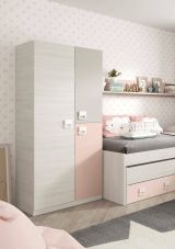 Guardaroba Manchester, Armadio per cameretta, Mobile a 3 ante e 3 ripiani con barra appendiabiti, 90x52h200 cm, Grigio e Rosa