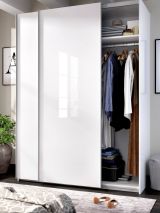 Guardaroba Nuptse, Mobile appendiabiti per camera da letto, Armadio a 2 ante scorrevoli, 150x65h204 cm, Bianco lucido