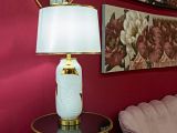 Lampada da tavolo Trompe, 40x40 h70 cm, Bianco e Oro