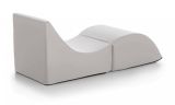 Letto pieghevole Andreina, Pouf trasformabile in letto singolo, 100% Made in Italy, Pouf trasformabile in una chaise longue in ecopelle, Cm 130x50h50, Bianco
