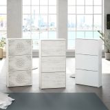 Scarpiera Escondido, Armadio portascarpe a 3 ante a ribalta-, Mobile doppia capienza per max 18 paia di scarpe, 60x22h113 cm, Bianco anticato