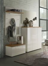 Scarpiera Soweto, Mobile portascarpe, Armadio da ingresso multiuso, Mobiletto per calzature, Made in Italy, 122x34h115 cm, Bianco lucido e Rovere