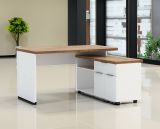 Scrivania Tembisa, Scrittoio multiuso, Tavolo per ufficio porta PC, Piano di lavoro, Made in Italy, 140x120h75 cm, Bianco lucido e Rovere