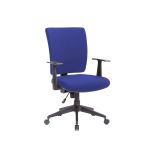 Sedia con ruote imbottita con braccioli in ecopelle blu - Eulalia