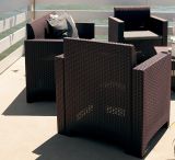 Set salotto giardino 4 posti e 1 tavolo effetto rattan marrone - Gazania