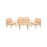Set Tavolo e Sedie Bianco Crema 4 Posti Dimensione Seduta 110x51h86 cm, Dimensione Tavolo 135x75h74 cm - Frigento