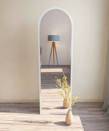 Specchio Zaniah, Specchiera, Articolo d'arredo a muro, Specchio con cornice, 50x2h160 cm, Bianco