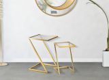 Tavolino da salotto Lomnago, Tavolo basso da caffè, Portariviste per divano, Ripiano da soggiorno, 40x40 h60 cm, Oro