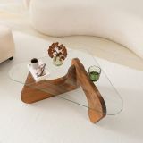 Tavolino da Salotto Marrone Noce Forma Triangolare Materiale Piano in Vetro 86x66x36h cm, Colore Ripiano Trasparente - Volpiano