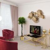 Tavolino da Salotto Nero oro Forma Rettangolare Colore Ripiano Nero 110x60x45h cm, Materiale Struttura in Metallo - Keswic