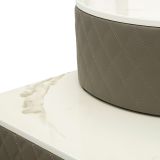Toeletta Bianco Marmo Grigio Tortora 4 Cassetti Finitura Simil Pelle Trapuntata con Dettagli Argento, top Effetto Marmo 120x40x75h cm, - Tafrao
