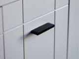 Vetrina Beige Nero 2 Ripiani 2 Ante 83.5x35x130h cm, 3 Vani - Imbaro