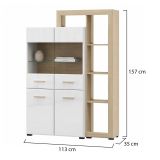 Vetrina Marrone Rovere Bianco Opaco 3 Ripiani 4 Ante 113x35x157h cm, con Piedini, Anta e Ripiano Dettaglio Vetro - Niel