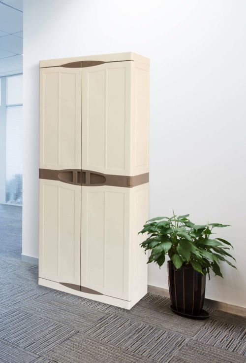 Armadio da esterno Avelgem, Armadio balcone multiuso, Mobile porta scope 2 ante, 100% Made in Italy, 70x47h178 cm, Beige e Marrone, Finitura elegante