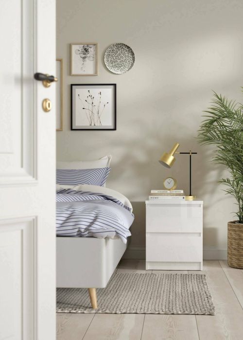Comodino Chelle, Comò basso, Tavolino da notte, Mensola da letto, 50x40 h50 cm, Bianco