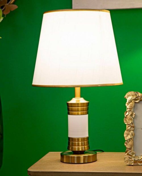 Lampada da tavolo Sinopia, Bianco e Oro, 31x31 h52 cm