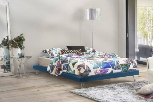 Letto matrimoniale Isabella, Letto fisso in tessuto con piedini, 100% Made in Italy, adatto per materasso Cm 160x190, Blu