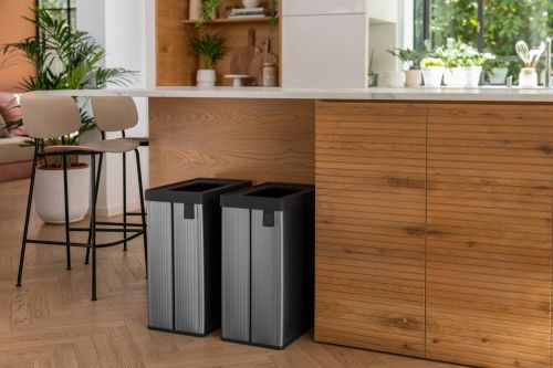 Pattumiera Denno, Cestino portarifiuti, Bidone per raccolta differenziata, Mobile per spazzatura, 44x27 h69 cm, Grigio scuro