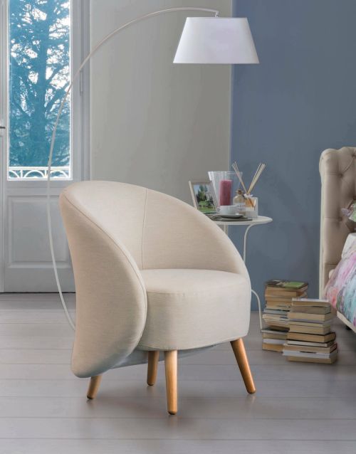 Poltrona Annarella, Poltrona di design da salotto, 100% Made in Italy, Poltroncina relax in tessuto imbottito, Cm 70x60h80, Tortora