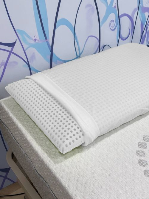 Set di 4 guanciali Bregnano, Cuscino per letto, Poggiatesta imbottito, Cuscinetto per camera da letto, Made in Italy, 70x39 h10 cm, Bianco