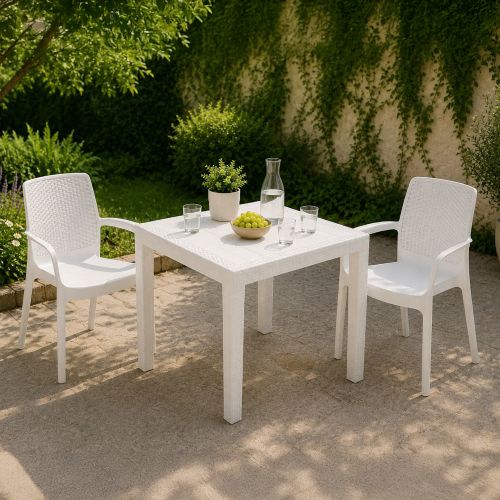 Set Salotto da Esterno Bianco 2 Posti un Tavolino, Impermeabile Idrorepellente Made in Italy - Matali