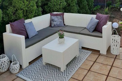 Set salotto da esterno Eris, Set da giardino con cuscini, Salottino indoor e outdoor effetto rattan, 100% Made in Italy, Bianco