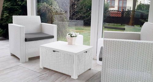 Set salotto da esterno Neptune, Set da giardino con cuscini, Salottino indoor e outdoor effetto rattan, 100% Made in Italy, Bianco