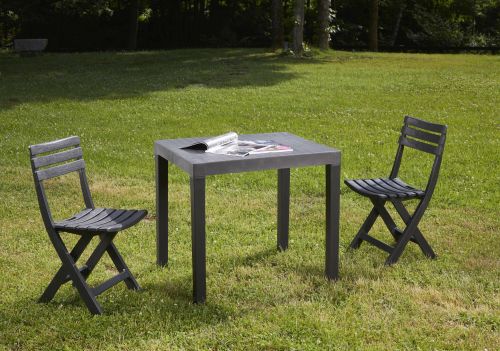Set salotto da esterno Ortisei, Set da giardino con 1 tavolo rettangolare e 2 sedie pieghevoli, Set indoor e outdoor da Pic Nic, 100% Made in Italy, Antracite
