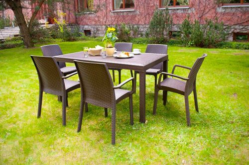 Tavolo da esterno Giove, Tavolo rettangolare da giardino, Tavolo da giardino multiuso effetto rattan, 100% Made in Italy, 150x90h74 cm, Marrone
