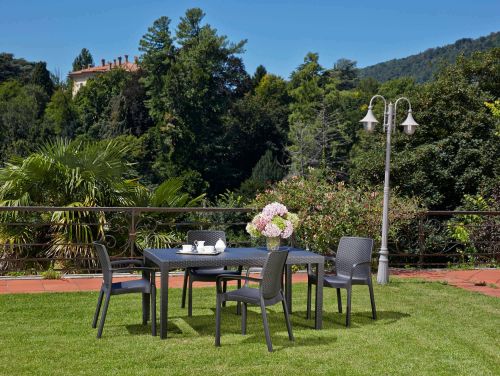 Tavolo da esterno Imola, Tavolo fisso rettangolare, Tavolo da giardino multiuso effetto rattan, 100% Made in Italy, 138x78h72 cm, Antracite