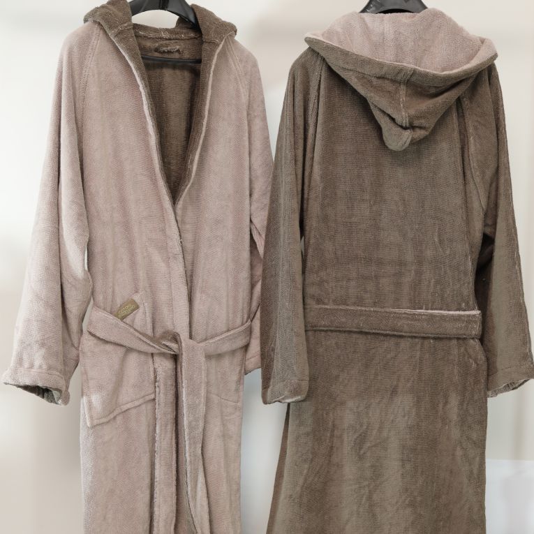 Accappatoio Beige Crema Marrone 100% Cotone Egiziano a fibra lunga pettinato Reversibile Con cappuccio, Taglia S-M - Selesi Luxury