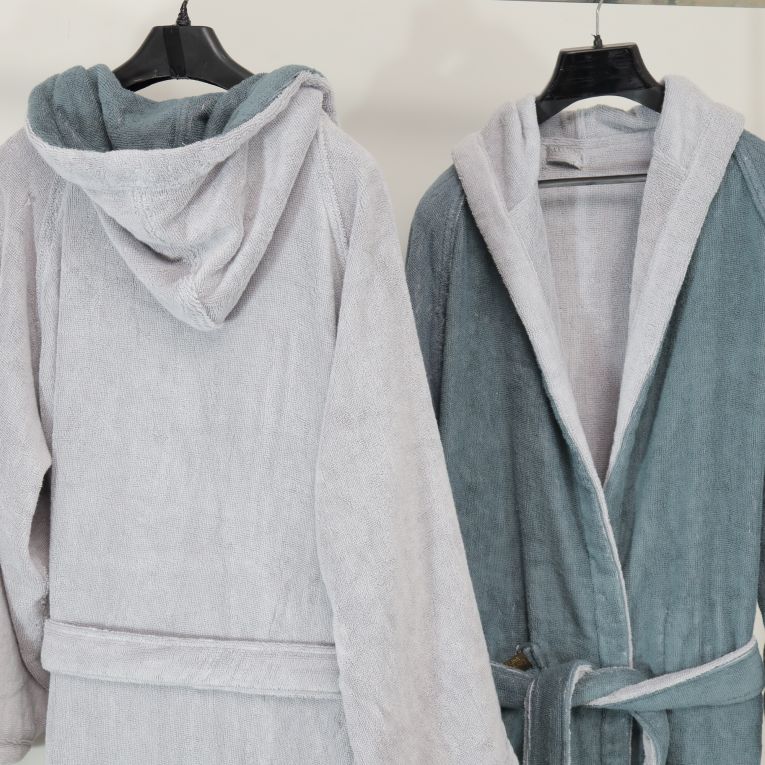 Accappatoio Grigio Chiaro Grigio Scuro 100% Cotone Egiziano a fibra lunga pettinato Reversibile Con cappuccio , Taglia S/M - Selesi Luxury