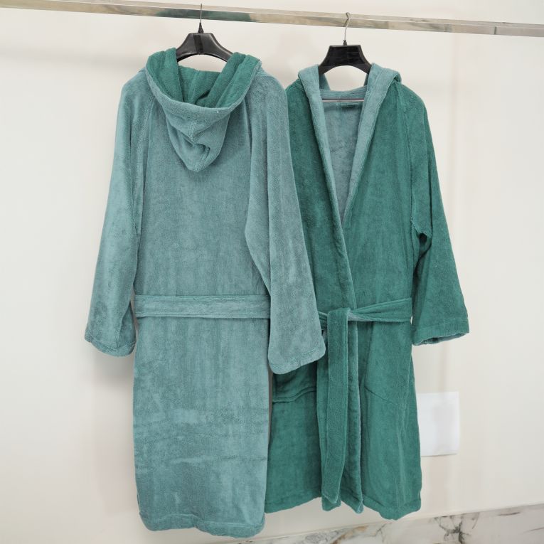 Accappatoio Verde Acqua Verde Scuro 100% Cotone Egiziano a fibra lunga pettinato Reversibile Con cappuccio, Taglia M-L - Seha Luxury