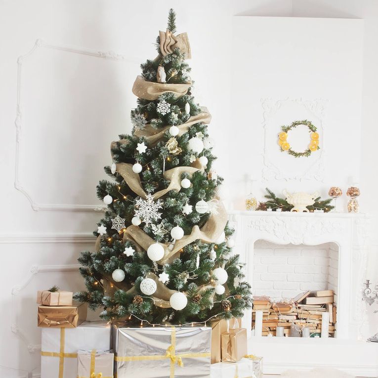 Albero di Natale 120 cm Verde 248 Rami Apertura Rami Singoli 120h cm, Ignifugo Ritardante di Fiamma - Comet