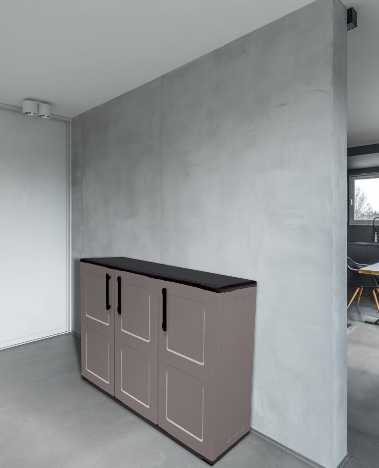 Armadio da esterno Gesves, Mobile balcone multiuso, Armadietto outdoor 3 ante, 100% Made in Italy, 102x37h84 cm, Grigio e Nero, Finitura quadri