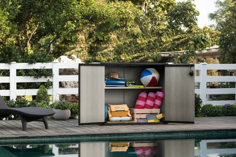 Armadio da esterno Onore, Mobile outdoor, Mobiletto giardino multiuso, Contenitore per balcone o garage, 140x77 h120 cm, Grigio