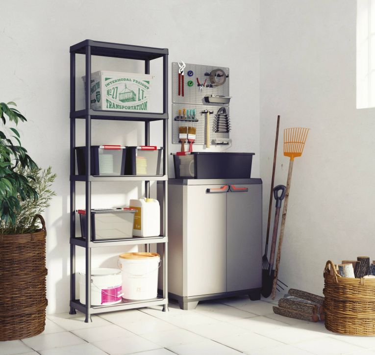 Armadio da esterno Pisticci, Mobile outdoor, Mobiletto giardino multiuso, Contenitore per balcone o garage, Made in Italy, 68x39 h90 cm, Grigio