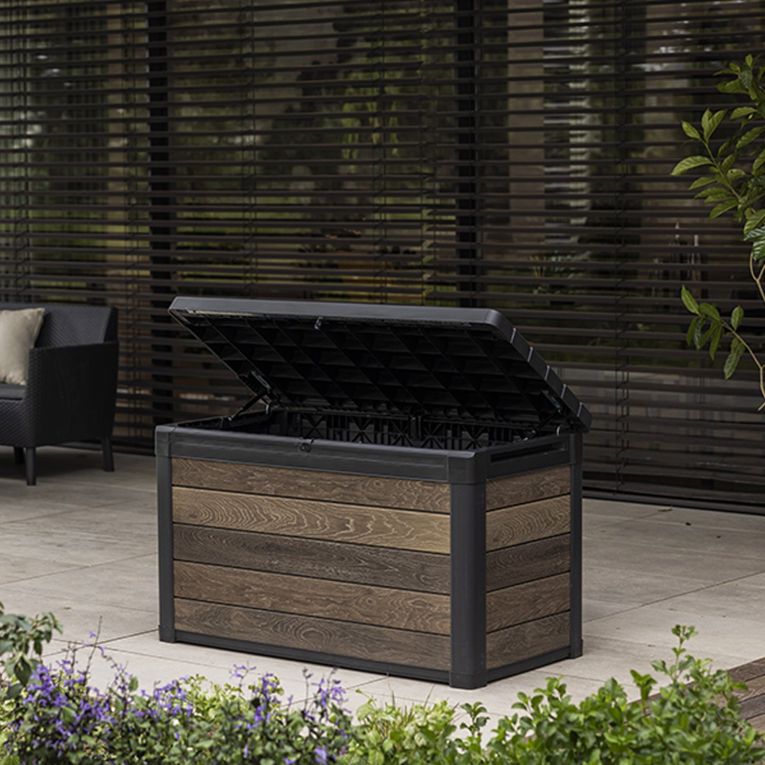 Baule Marrone Noce Marrone Rovere Scuro Lucchettabile, Finitura in Resina Chiusura a Ribalta 123x62x71h cm - Marshall