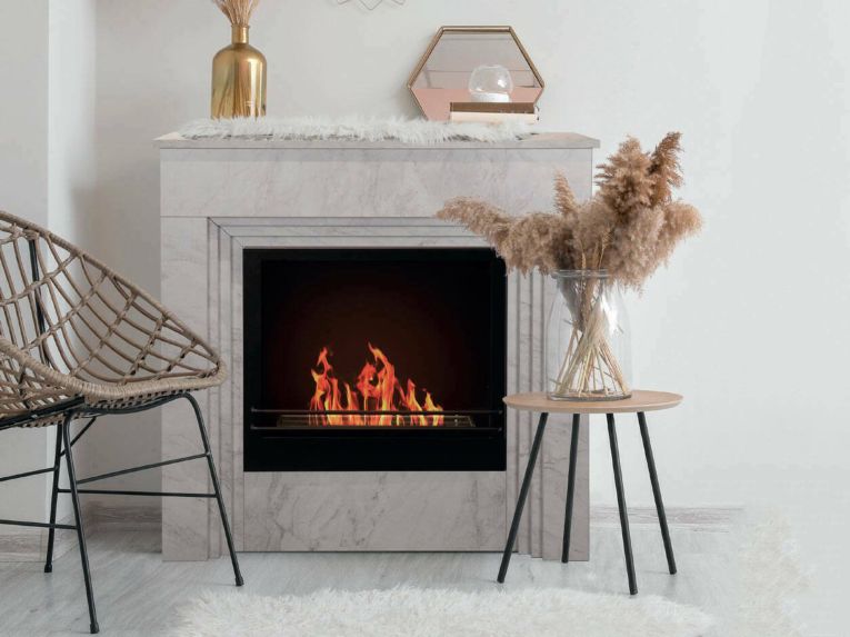 Camino a Bioetanolo Bianco Marmo Capacità 1.8 lt Superficie Riscaldabile 30 m2 96x35x96h cm, Potenza (kw) 3.4 Made in Italy - Kinsasa