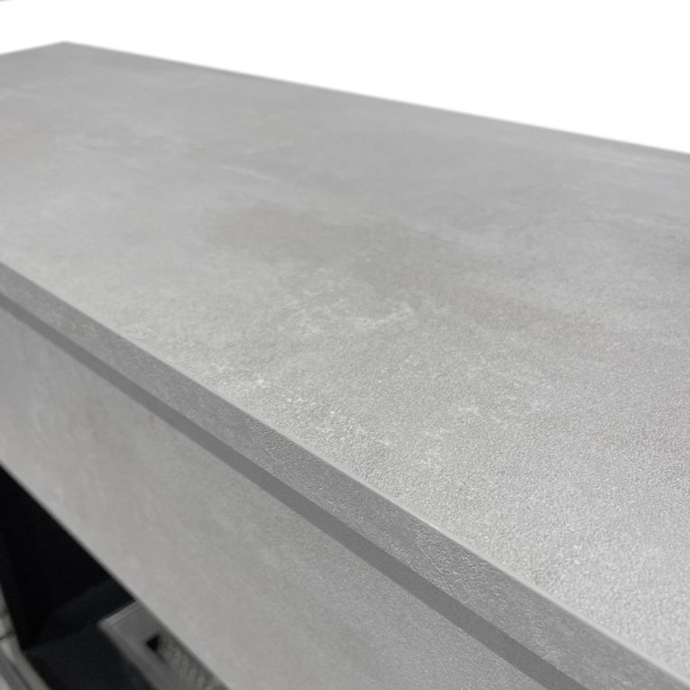 Camino Elettrico Grigio Cemento Superficie Riscaldabile 30 Potenza (kw) 0.9-1.8 96x35x96h cm, Indoor - Sturno