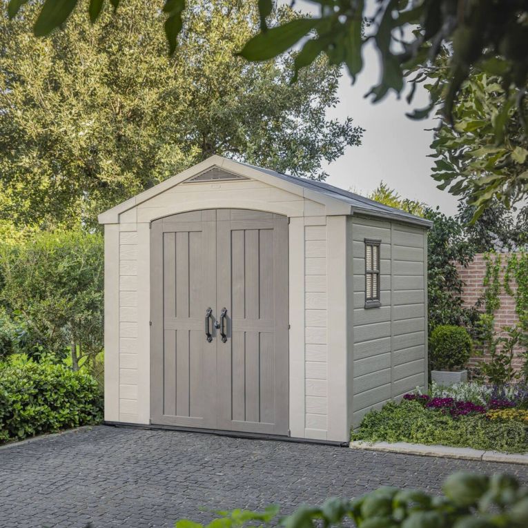 Casetta da Giardino Beige Nero Resistente Agli Agenti Atmosferici Presenza Finestre 257x255x243h cm, Tetto a due Falde - Traverse