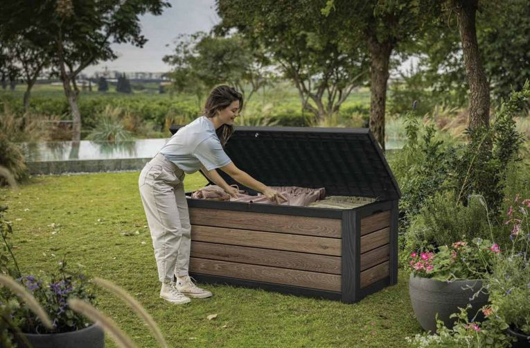 Cassapanca outdoor Mondolfo, Baule da giardino, Contenitore da esterno, Panchina contenitore da esterno, 152x73 h70 cm, Noce