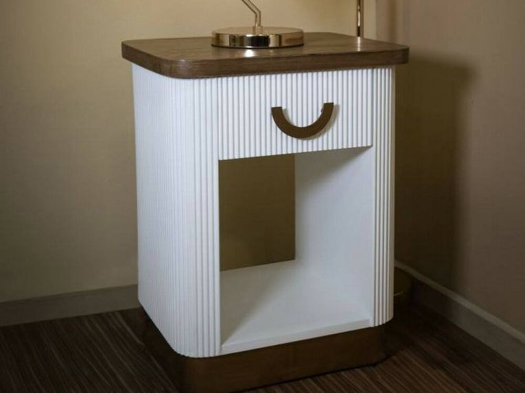 Comodino 2 ripiani bianco e marrone 48x40x62h cm - Fagends