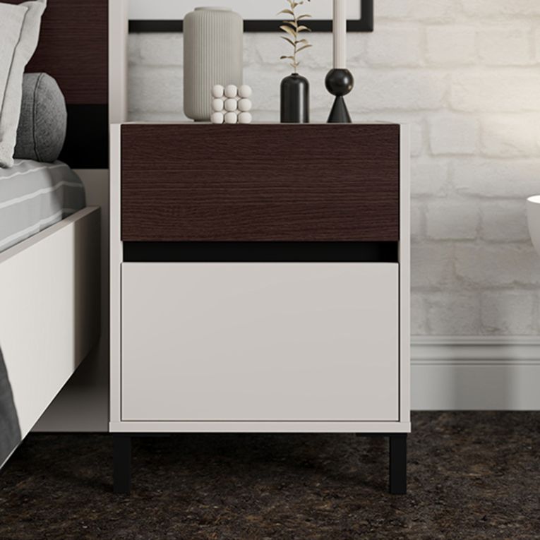 Comodino Bianco Crema Marrone Noce 2 Cassetti un Ripiano 48x40x60h cm, Apertura Scorrevole - Gili