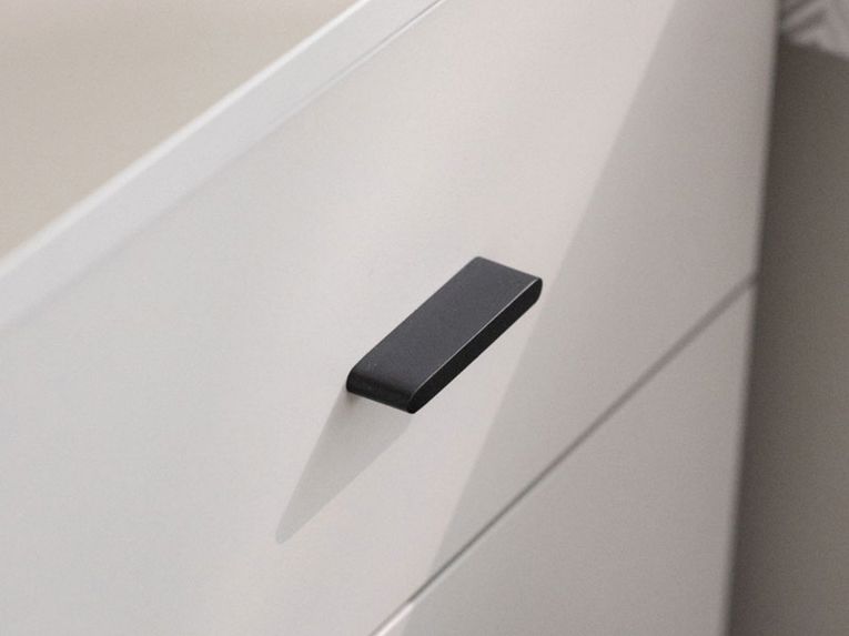 Comodino Bianco Nero un Ripiano 2 Cassetti 51.5x40x56h cm, Apertura Scorrevole - Salara
