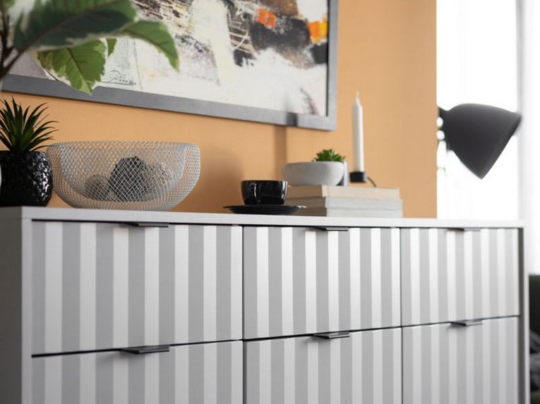 Credenza Bianco Crema 3 Ripiani 3 Cassetti 138x40x90.5h cm, 6 Vani - Paglieta