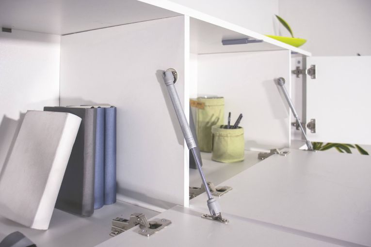 Credenza bianco lucida 200x41x86h cm 7 ante - Clinoumite