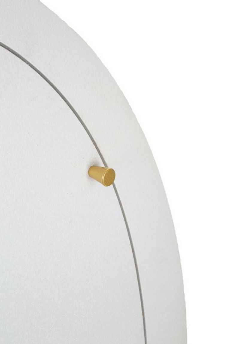 Credenza Boretto, Buffet da soggiorno, Madia da salotto, Dispensa da cucina, 60x32 h133 cm, Bianco e Oro